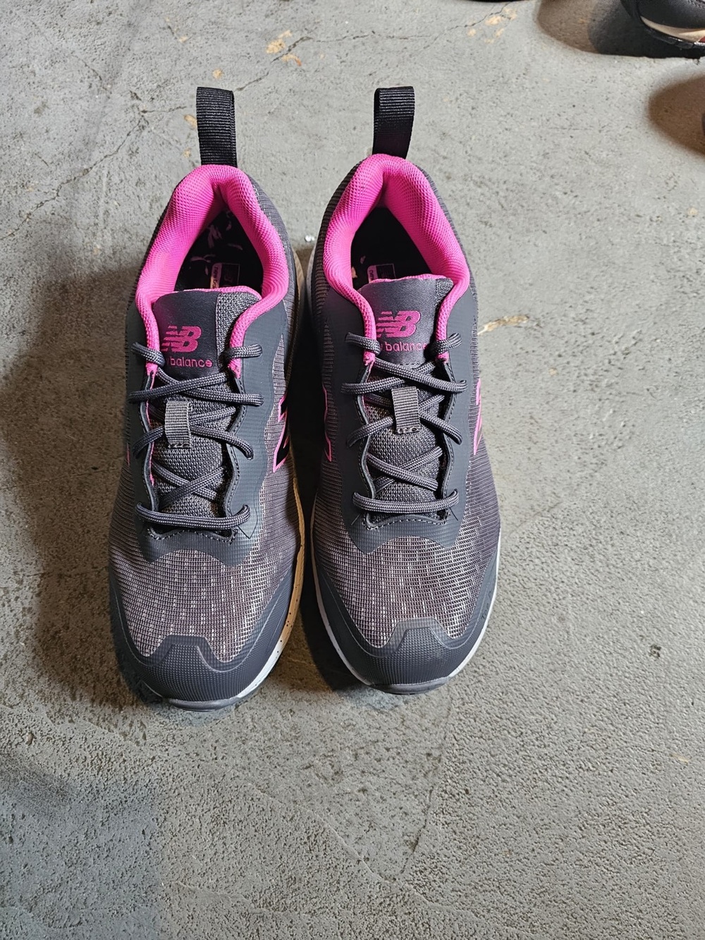 New Balance Women's Gray Athletic Sneakers with Pink Accents